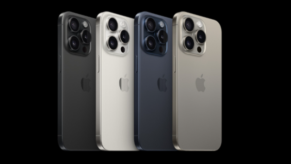 围殴iPhone 16,国产旗舰一个比一个狠!