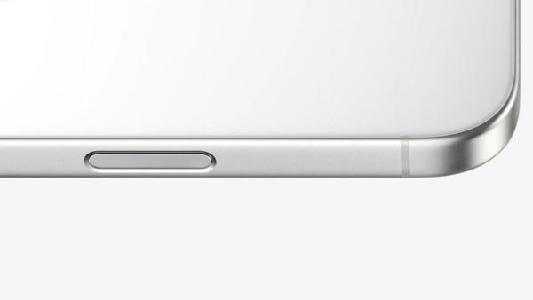 围殴iPhone 16,国产旗舰一个比一个狠!