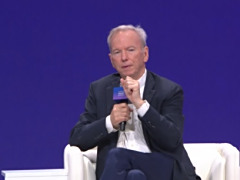 谷歌前CEO施密特称中国领先的大模型皆为开源，呼吁中美开展合作