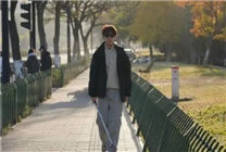 国内首款AI助盲眼镜发布：基于通义千问打造 支持出行避障、找物读物